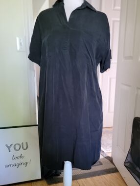 Universal Threads Black Short-Sleeve Shirt Dress - Classic Everyday Dress